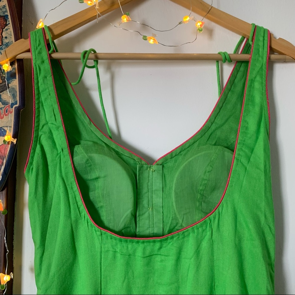 🤩 PADDED DEEP NECK Stitched Kurta in Parrot Green Colour - Picture 4 of 17